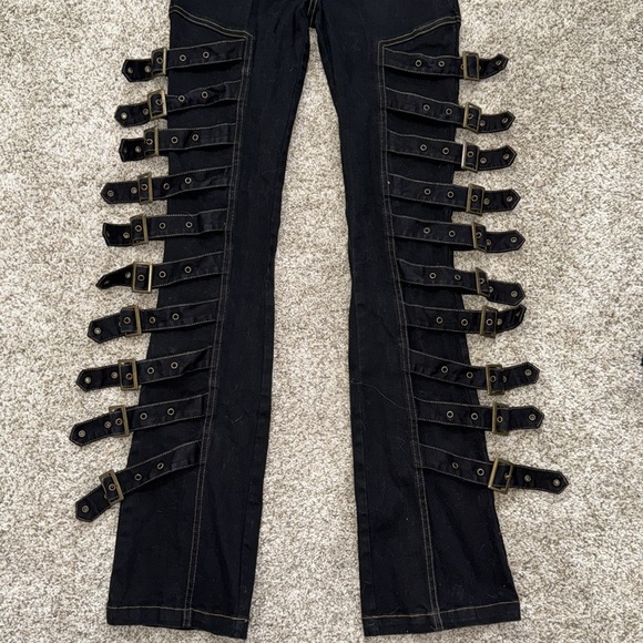 IAMGIA Sceptrum Buckle Pants - Picture 6 of 9